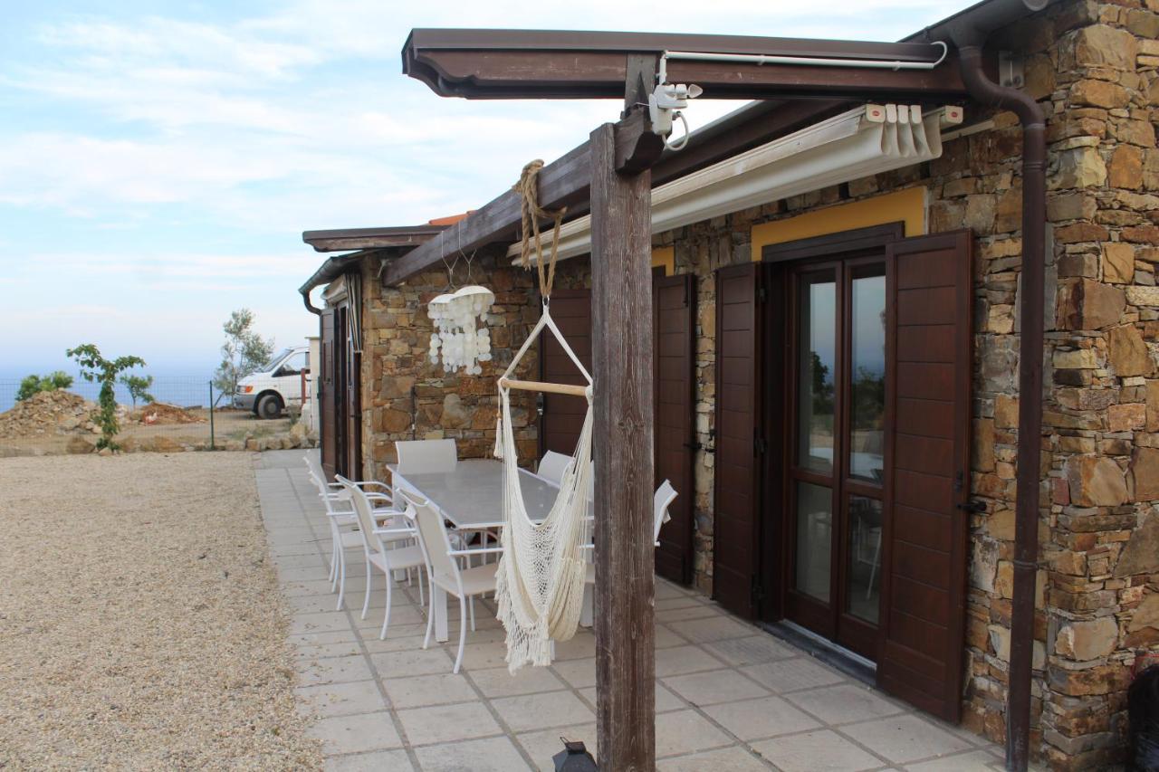 Villa Clicla - Pool, Sea,Hommock Swing And Laziness Imperia Exteriér fotografie